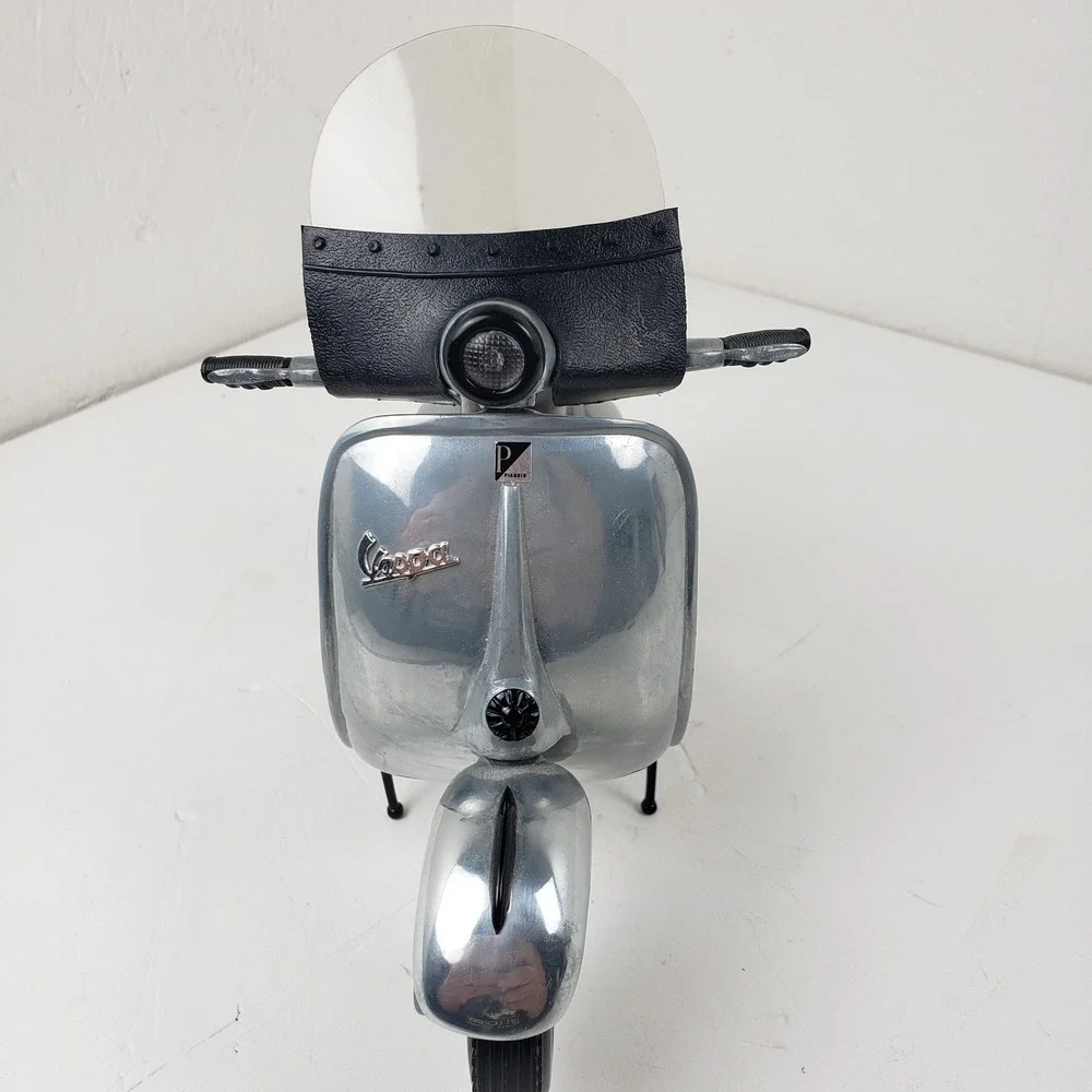 NewRay Vespa 150 GS 1:12 Scale Silver Diecast Toy Scooter Motorcycle Model 57863